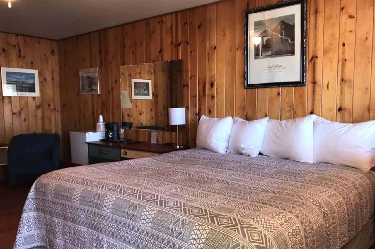 Elkhorn Lodge Chama ภายนอก รูปภาพ