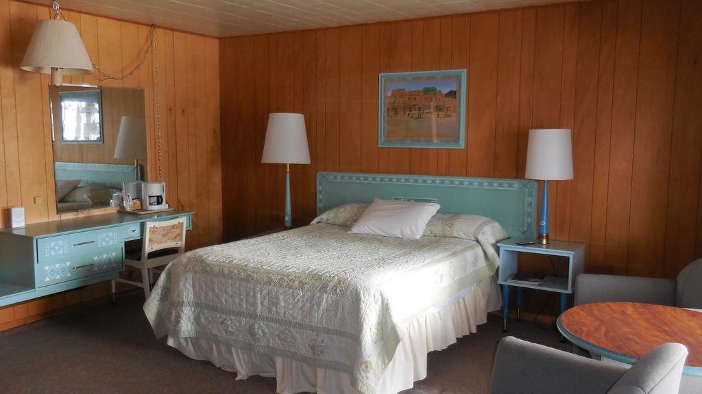 Elkhorn Lodge Chama ห้อง รูปภาพ